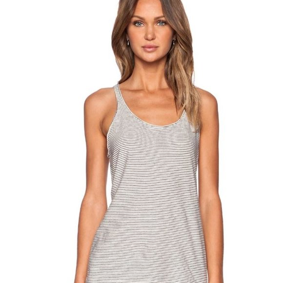 BUNDLE 3/$40 - J Brand - Rockwood Tank - Medium - Picture 1 of 6